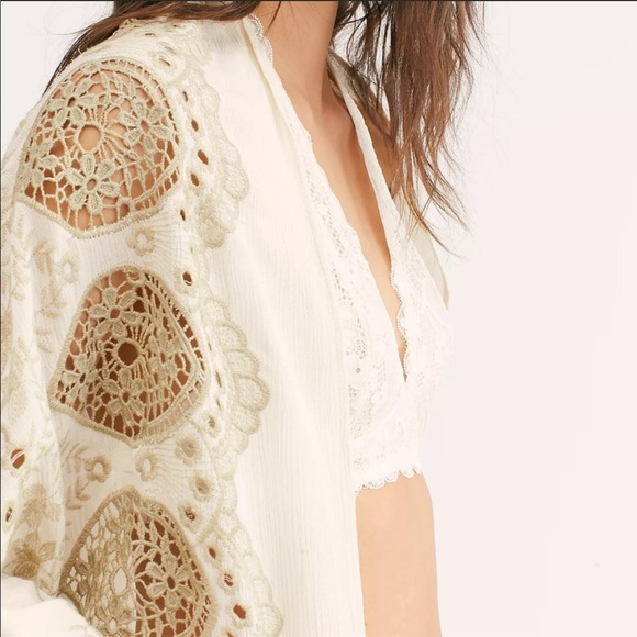 Free People Catania Embroidered Eyelet Kimono - Picture 2 of 9
